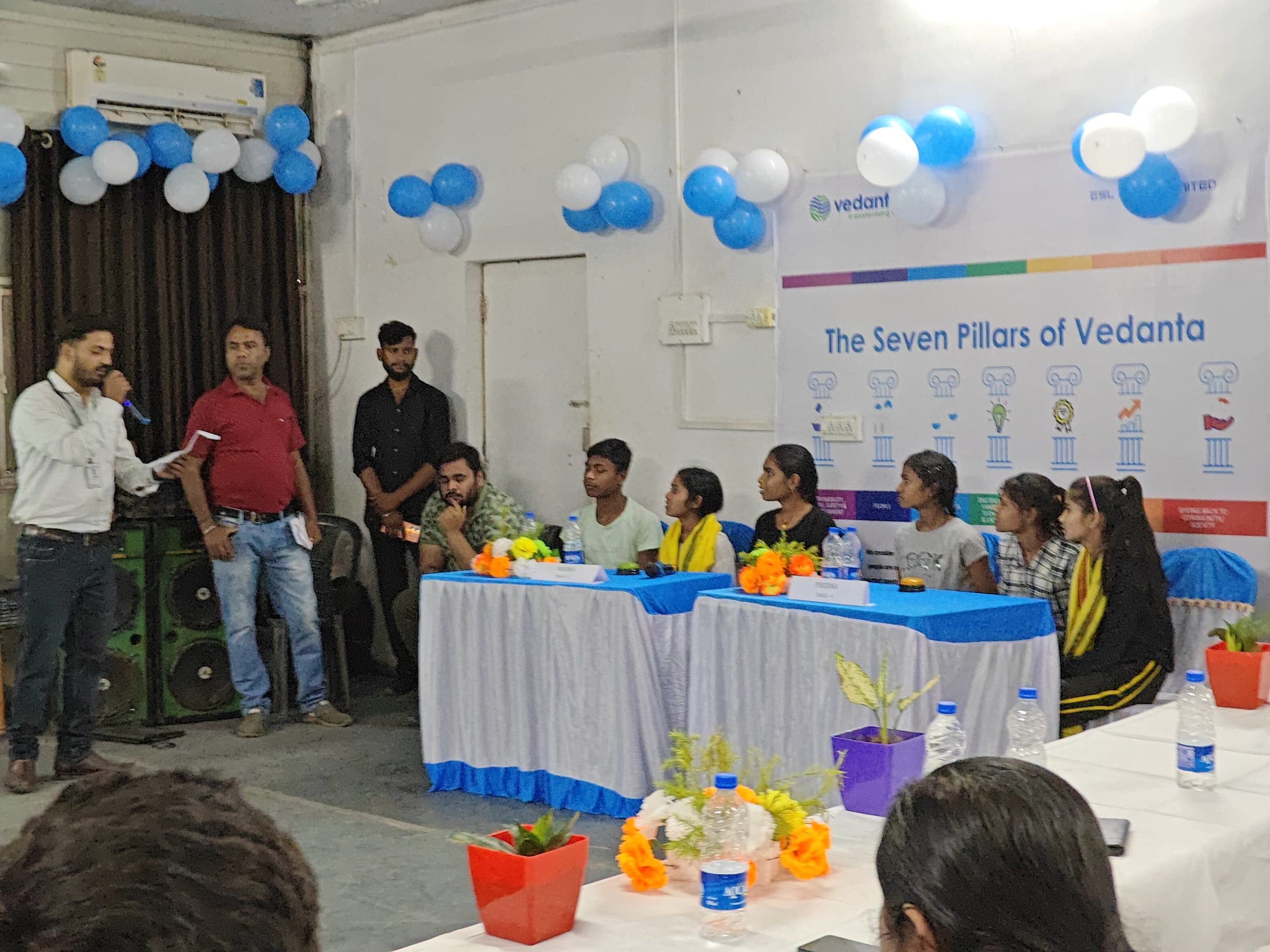 छात्रों के ज्ञानवर्धन हेतु ईएसएल स्टील लिमिटेड द्वारा अंतर-केंद्र क्विज प्रतियोगिता का आयोजन